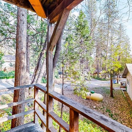 Lancaster Cabin Bass Lake Exterior photo